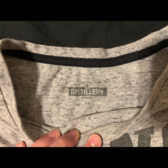 Cropped t-shirt - Picture 2 of 3